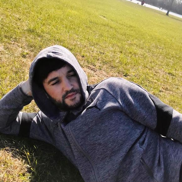 Meet your Posher, Sergiu - Picture 1 of 1